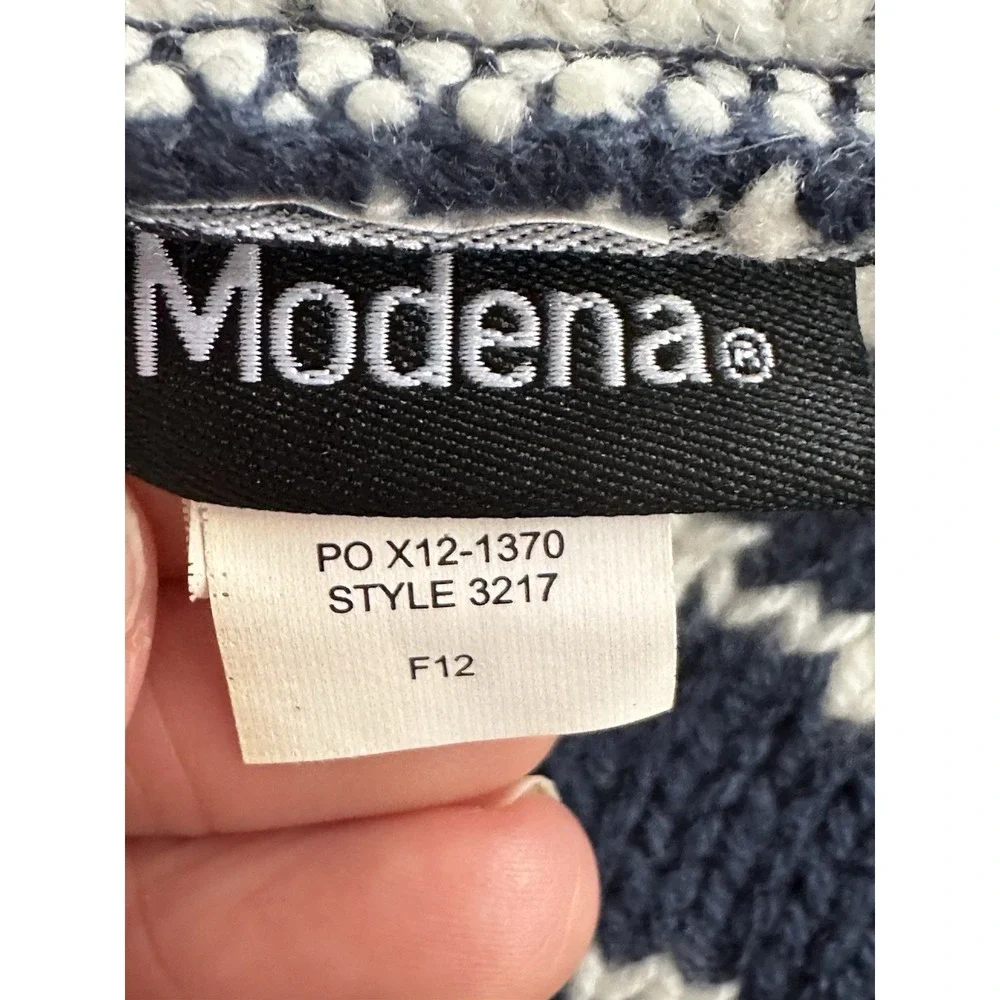 Modena Nordic Knit Hooded Snood‎ Scarf Reindeer Fair Isle Cream Navy